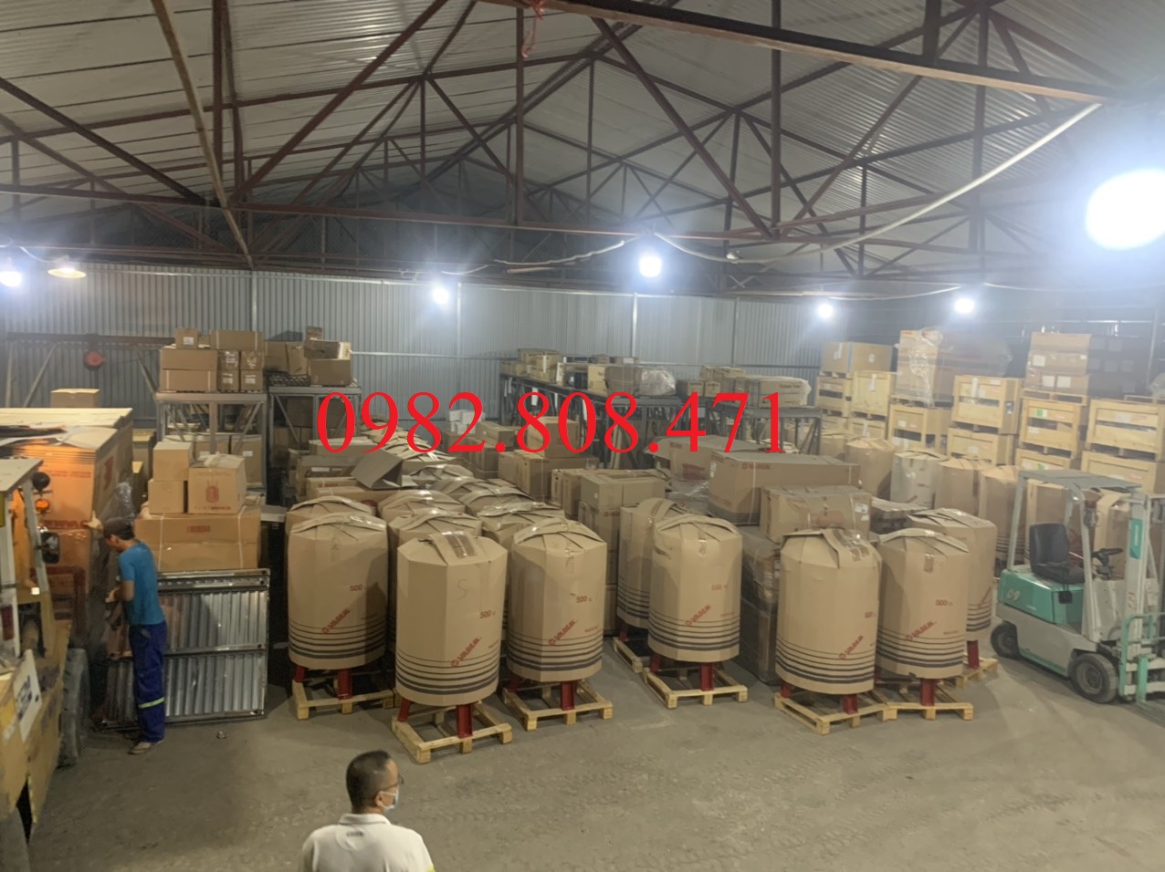 Bình tích áp Varem giá bao nhiêu? Binh tich ap varem gia bao nhieu anh dai dien